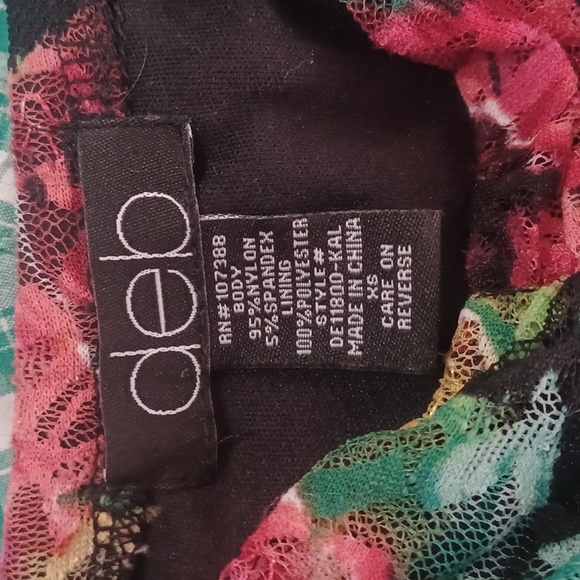 4 tops - Picture 6 of 9